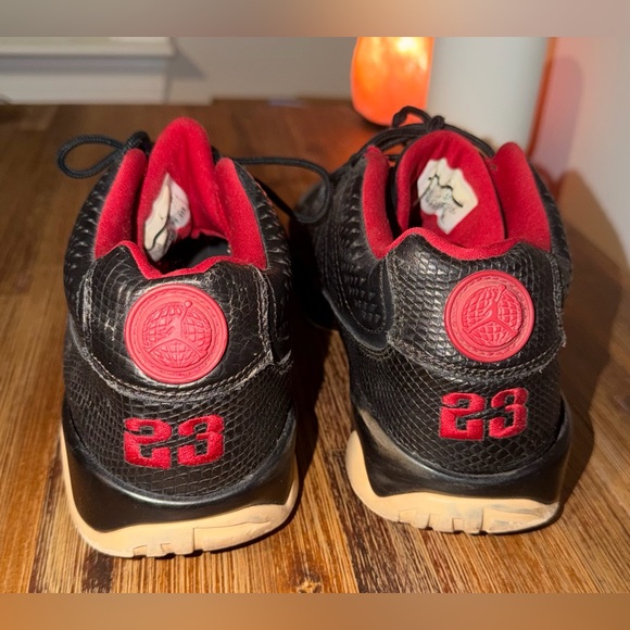 Jordan 9 Low - Picture 6 of 9